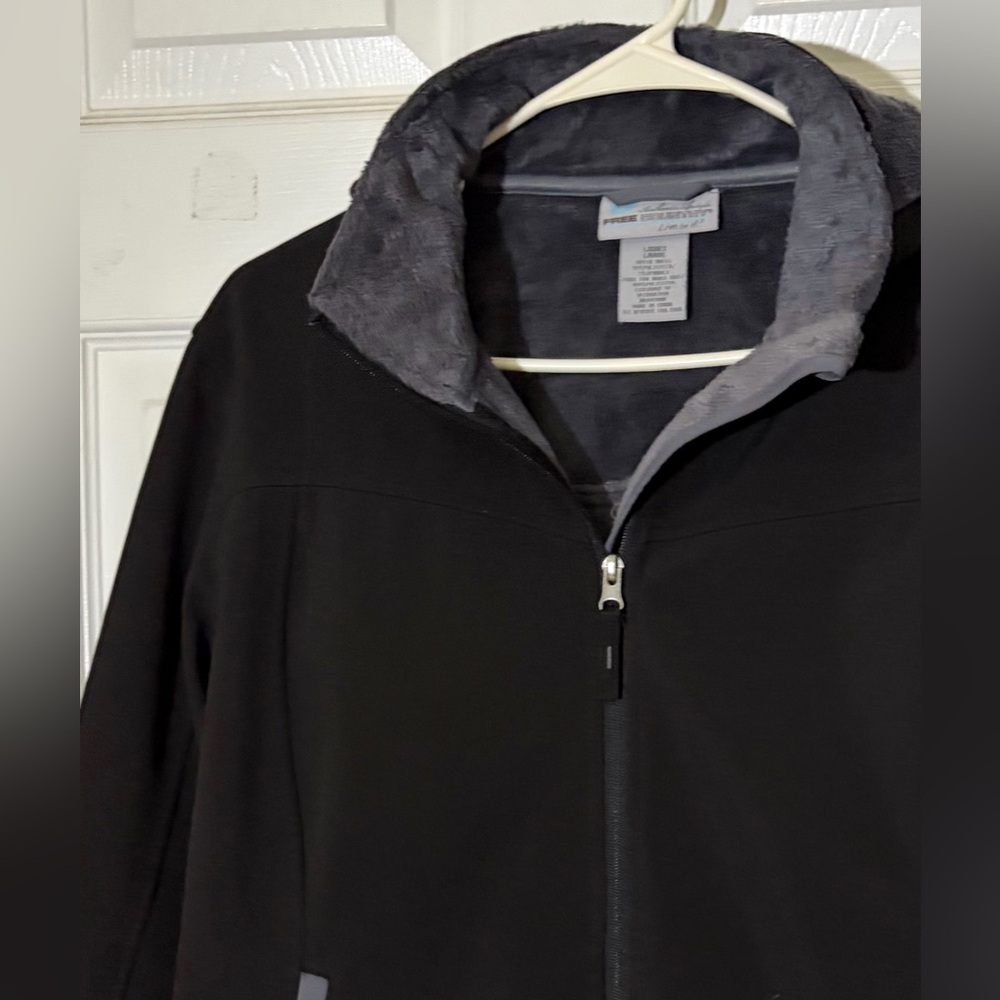 Free Country Hodeed Full Zipper Black Softshell Jacket with Gray Accents Sz‎ L - Picture 3 of 12